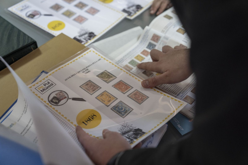 185 yıllık miras: Nadir pullar özel kasalarda saklanıyor - Resim: 17