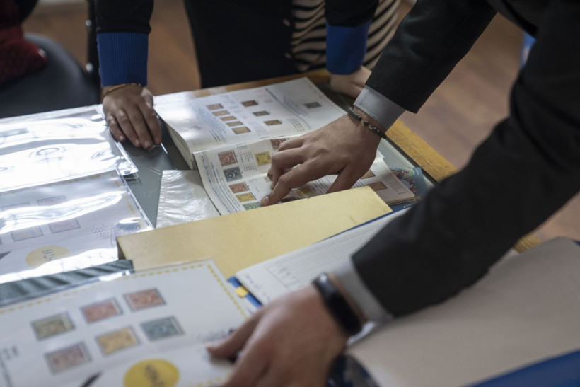 185 yıllık miras: Nadir pullar özel kasalarda saklanıyor - Resim: 18