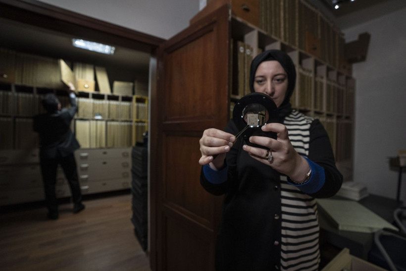 185 yıllık miras: Nadir pullar özel kasalarda saklanıyor - Resim: 30