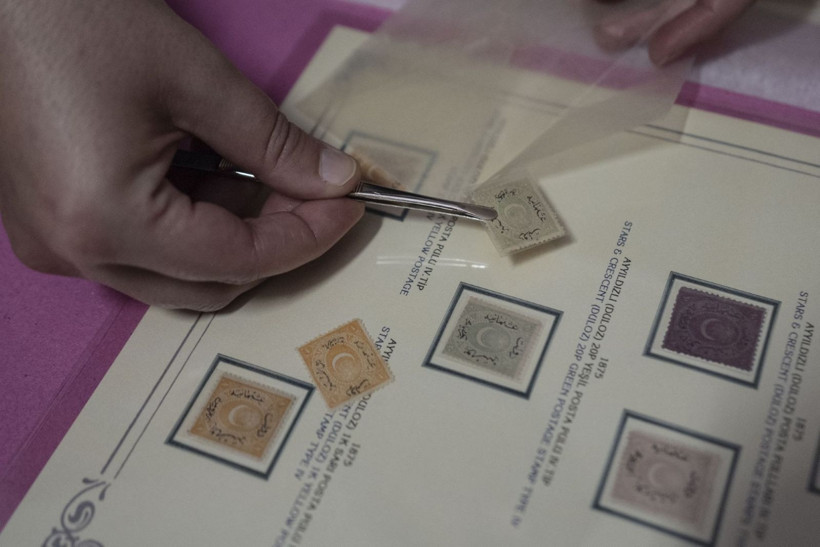 185 yıllık miras: Nadir pullar özel kasalarda saklanıyor - Resim: 32