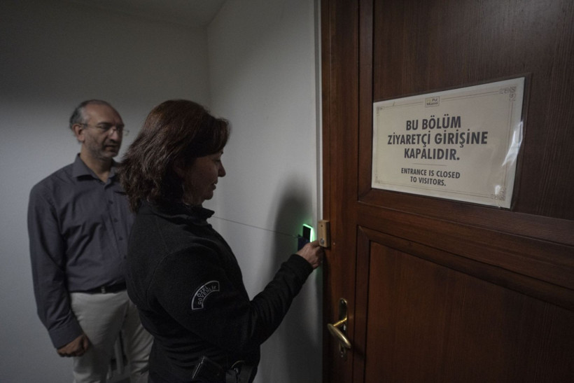 185 yıllık miras: Nadir pullar özel kasalarda saklanıyor - Resim: 47