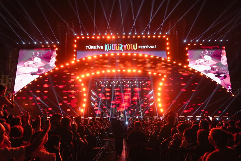 Haluk Levent’ten sert çıkış: Bu soykırımı lanetliyoruz - Resim : 1