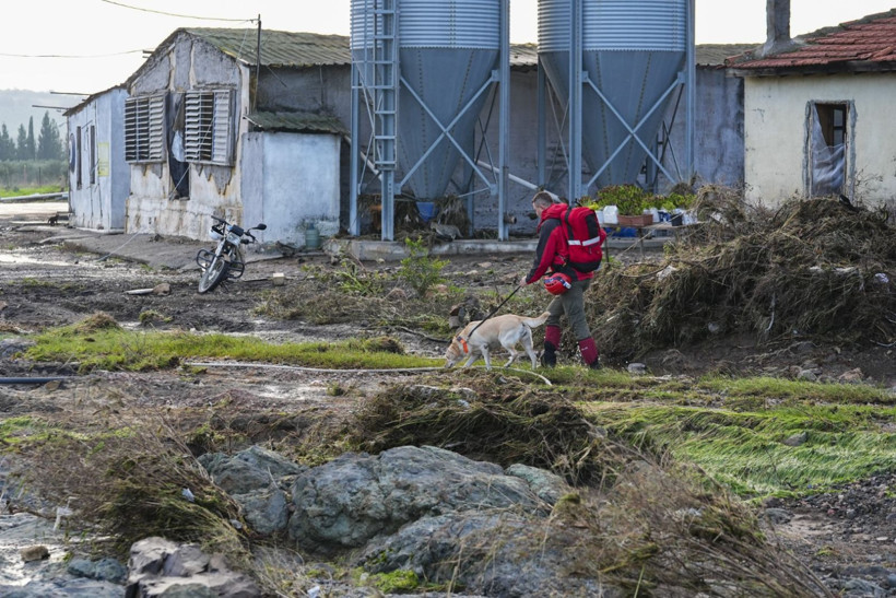 Emekli bankacıyı 43 dalgıç arıyor - Resim: 2