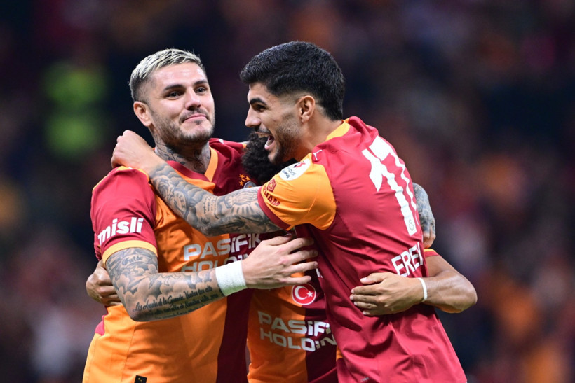 Galatasaray, 10 kişilik Göztepe’ye aman vermedi: 53 yıllık seriyi korudu! - Resim : 3