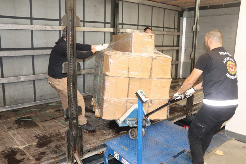 Sınırda yarım tondan fazla uyuşturucu yakalandı - Resim : 1