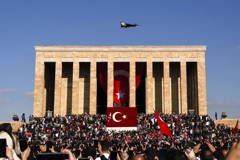 SOLOTÜRK Ata'sını selamladı - Resim: 7