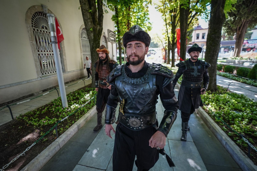 Tarih dizisinden fırlamış gibi: Jandarmalar aralıksız nöbette - Resim: 4