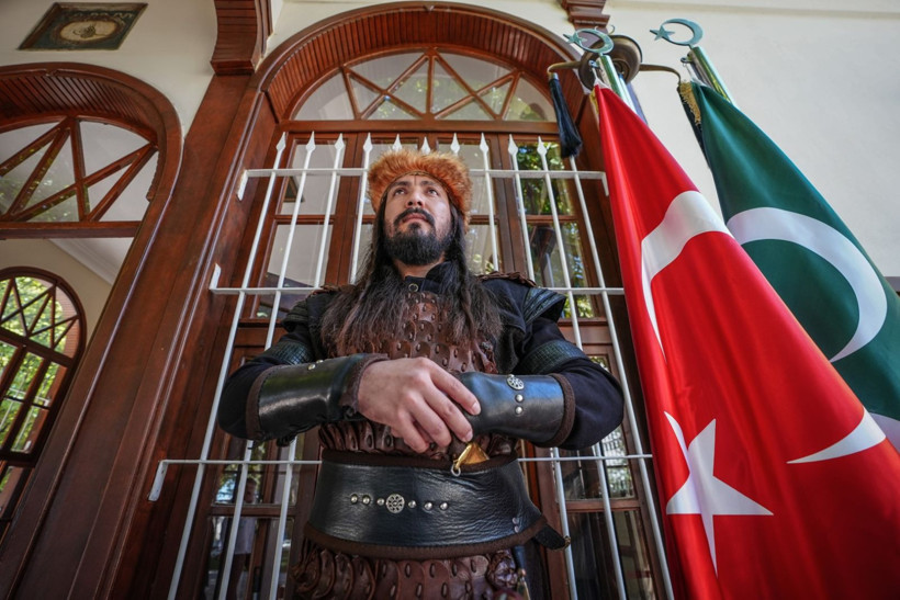 Tarih dizisinden fırlamış gibi: Jandarmalar aralıksız nöbette - Resim: 9