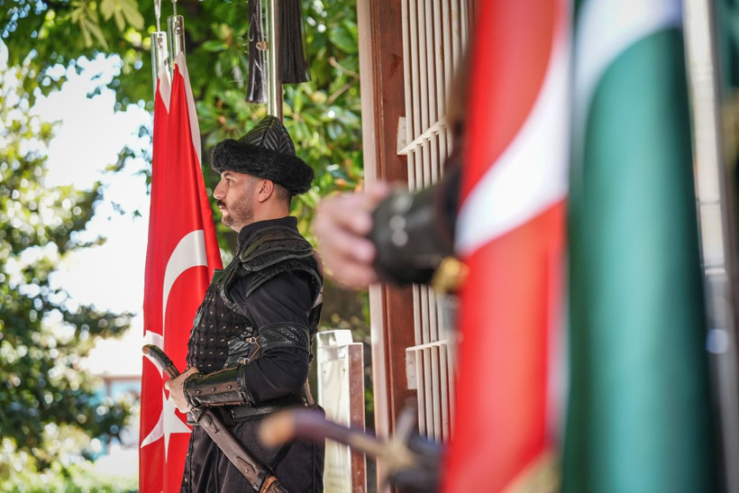 Tarih dizisinden fırlamış gibi: Jandarmalar aralıksız nöbette - Resim: 15