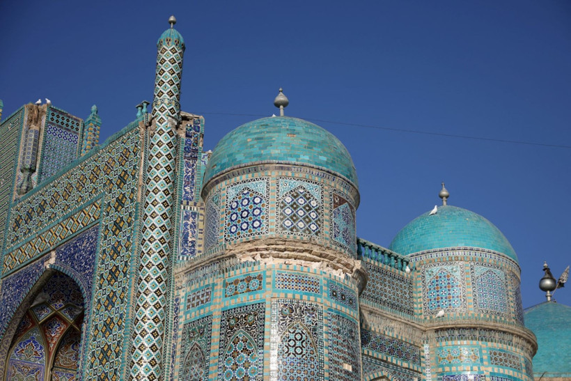 6.3'lük deprem tarihi camiye ağır hasar verdi - Resim: 3