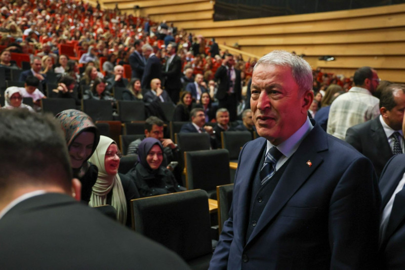 Siyasete opera arası - Resim: 2