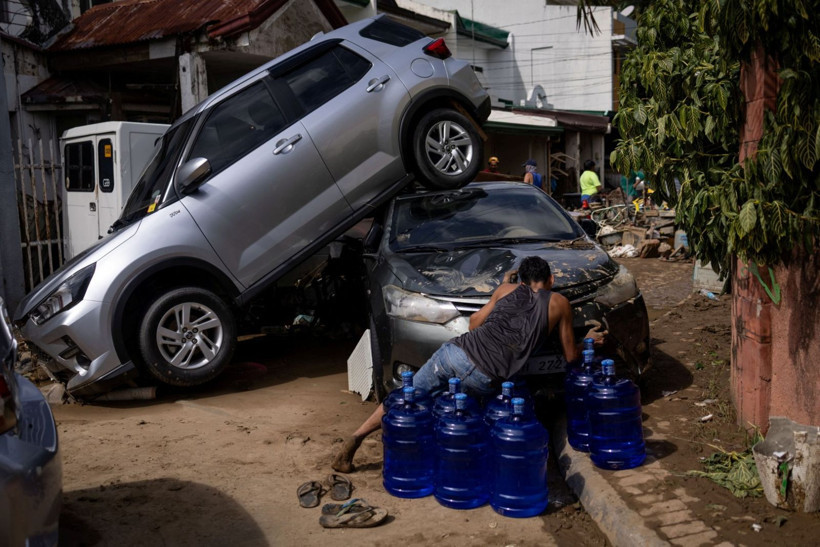 Kalmaegi Tayfunu 114 can aldı - Resim: 9