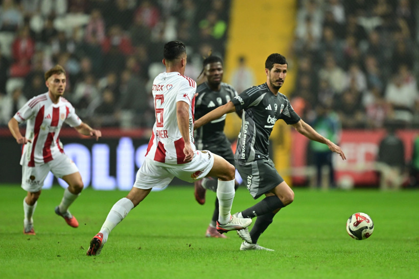 Eksik Beşiktaş, Antalya'da moral buldu: 1-3 - Resim : 2