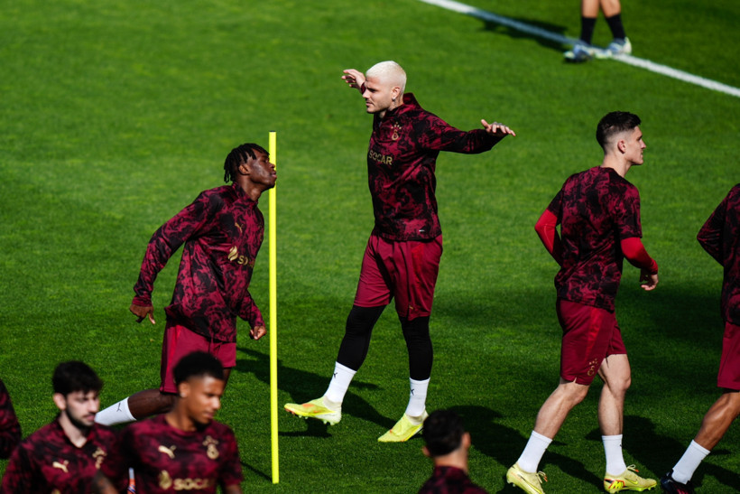 Okan Buruk'un aklını karıştıran plan: Bugün karar verecek! - Resim : 1