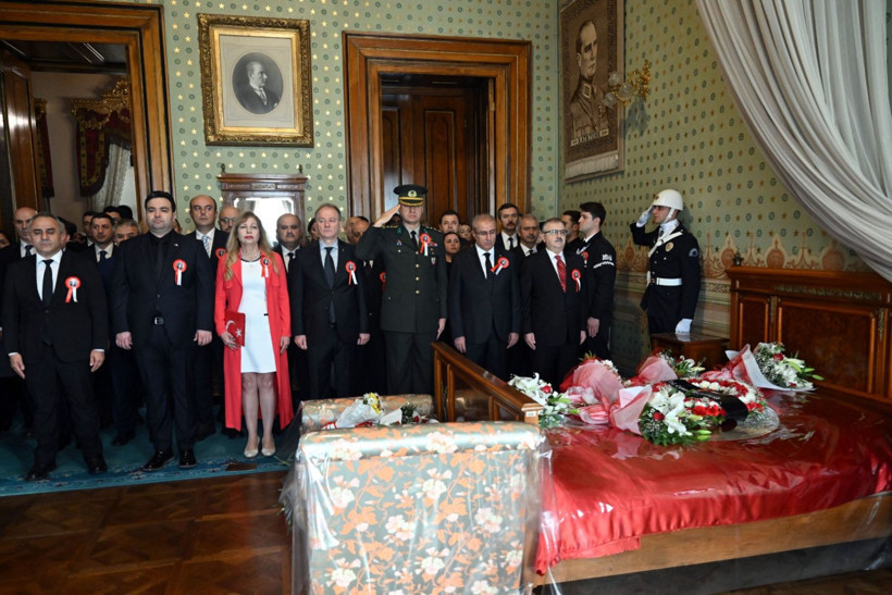 Hayat durdu: Bir millet Atasını andı - Resim: 7