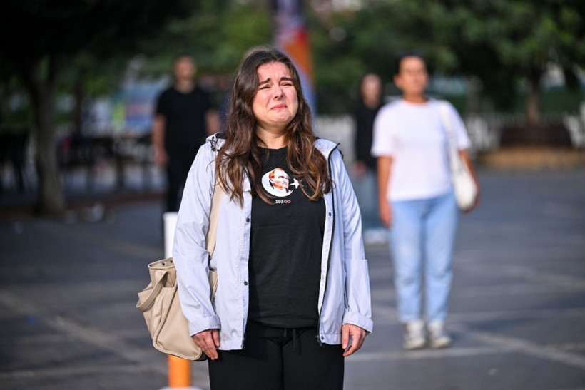 Hayat durdu: Bir millet Atasını andı - Resim: 15