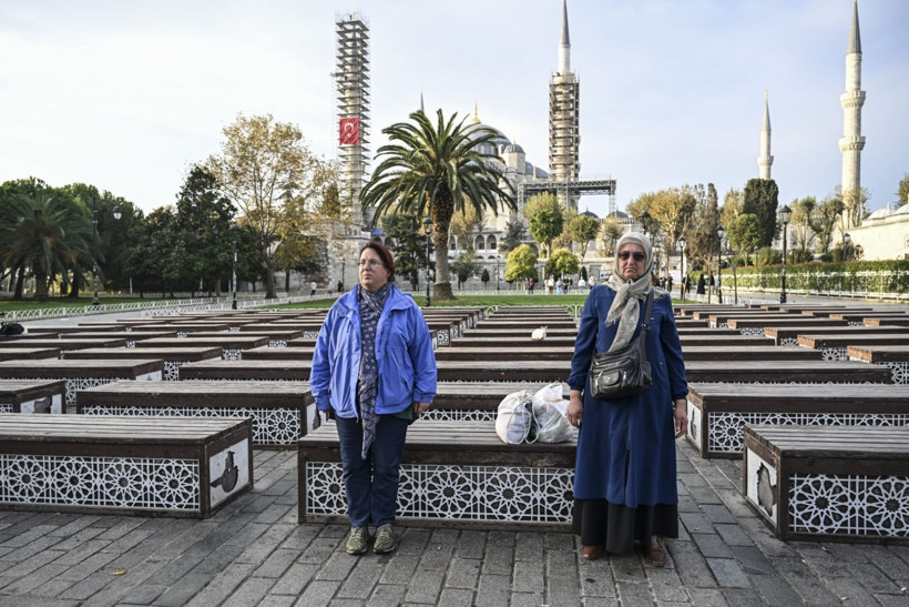 Hayat durdu: Bir millet Atasını andı - Resim: 16
