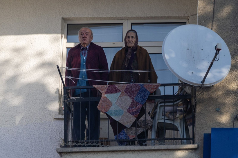 Hayat durdu: Bir millet Atasını andı - Resim: 48