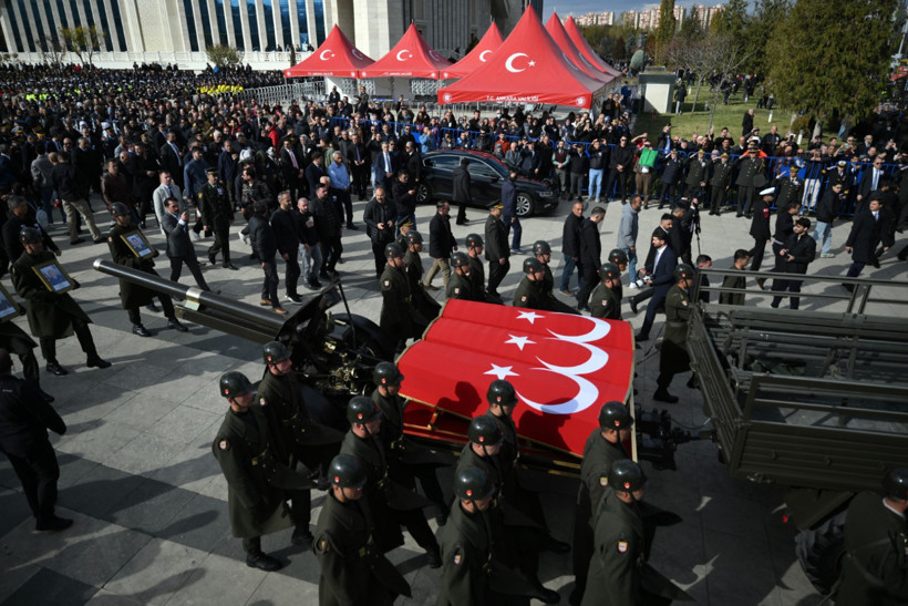 Türkiye’nin 20 evladı için gözyaşı sel oldu - Resim : 7
