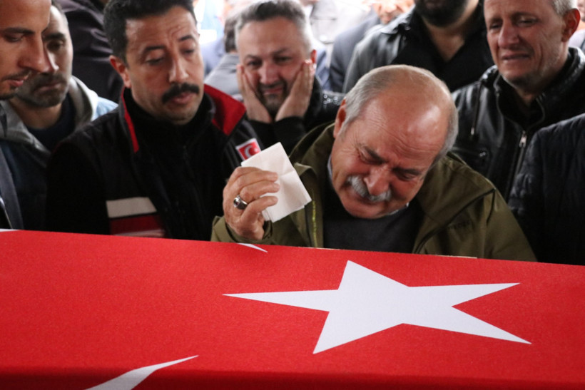 Türkiye’nin 20 evladı için gözyaşı sel oldu - Resim : 24