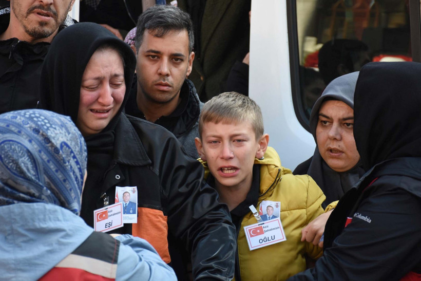 Türkiye’nin 20 evladı için gözyaşı sel oldu - Resim : 30