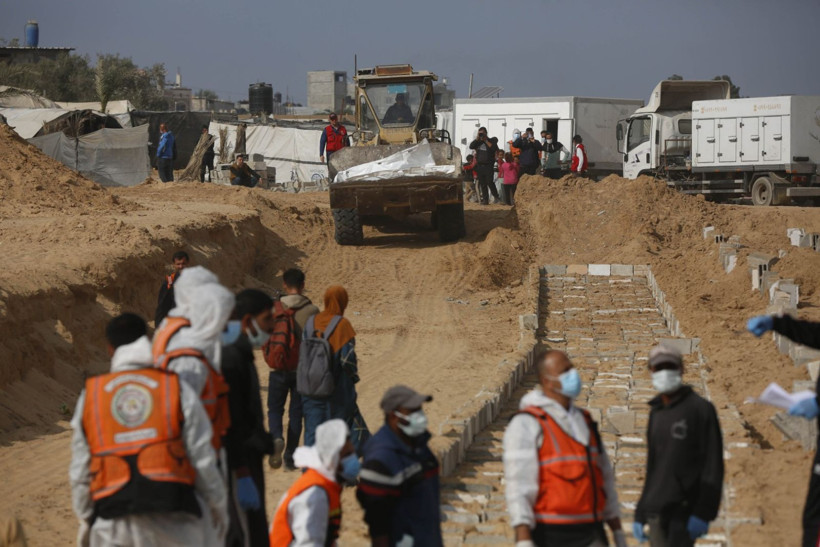 'Kimsesizler' böyle gömüldü - Resim: 1