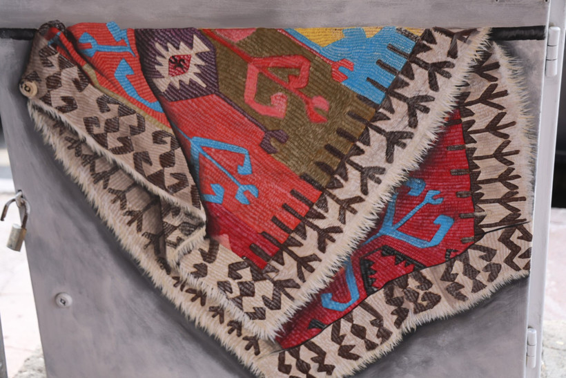 Elektrik panoları sanatla renklendi - Resim : 1