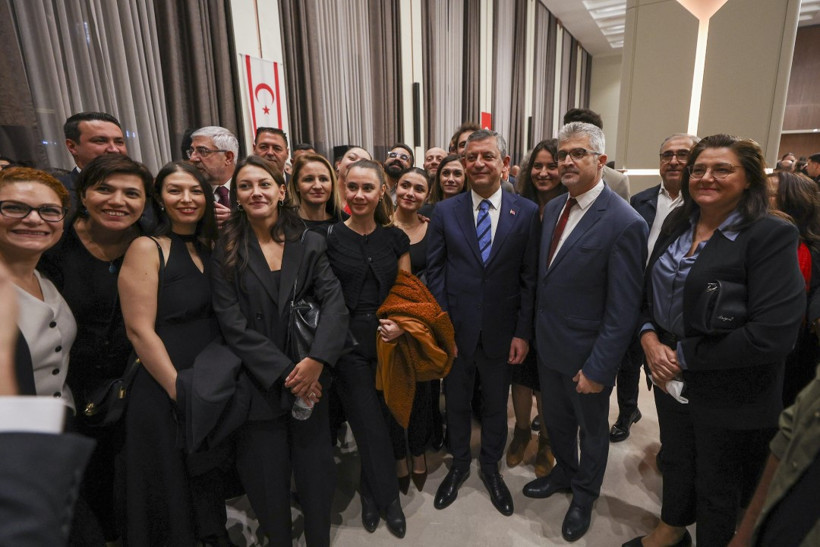Özgür Özel, KKTC’de Cumhuriyet Bayramı resepsiyonuna katıldı - Resim : 2