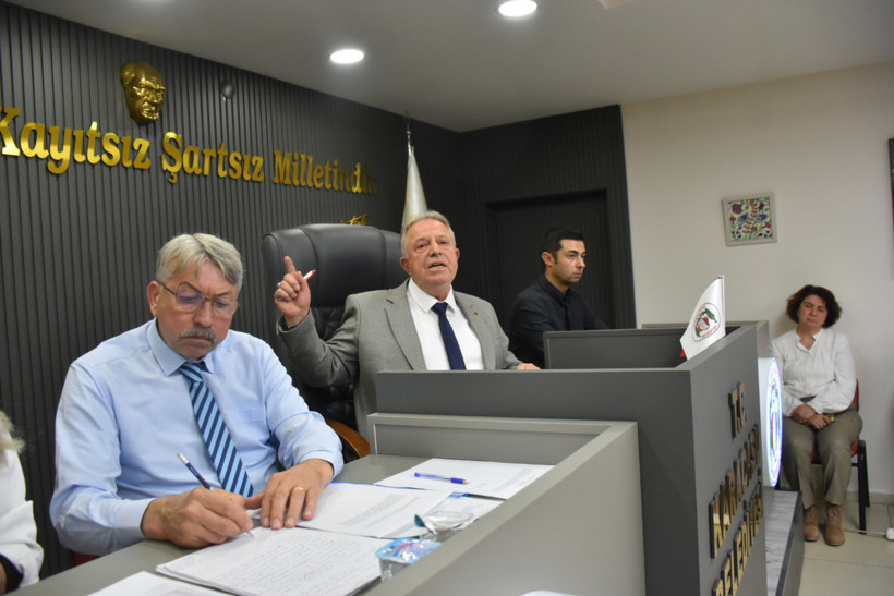 MHP'li başkana MHP'li üye de tepkili: Cebinden ödesin - Resim : 1
