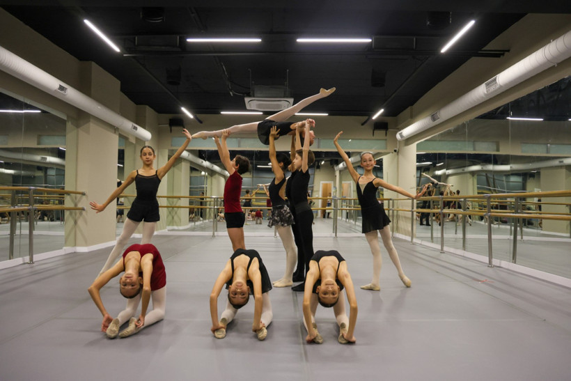 Türk dansçılar Kuzey Makedonya'dan birincilikle döndü - Resim : 2