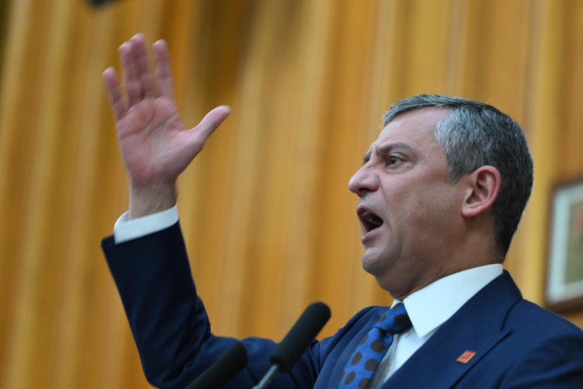 Özel, Bahçeli'nin teklifinden memnun: Hodri meydan, kanunu bu hafta çıkaralım - Resim : 2