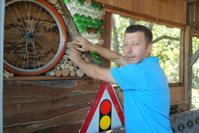 Hayalleri gerçek oldu: Çöpten ağaçkondu yaptılar - Resim: 7