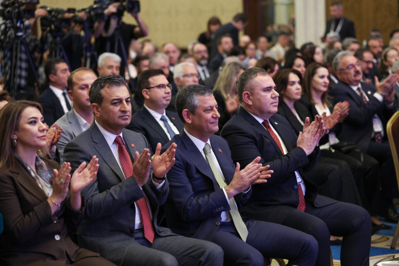 Özgür Özel: Kimse enseyi karartmasın, her şey çok güzel olacak - Resim : 2