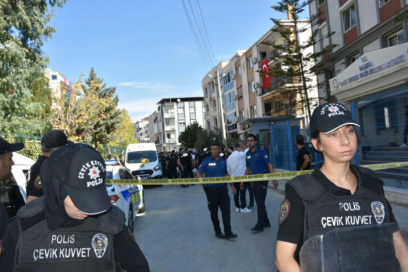 3 polis şehit olmuştu: Halis Bayancuk ve Haris Karadağ serbest bırakıldı - Resim : 1