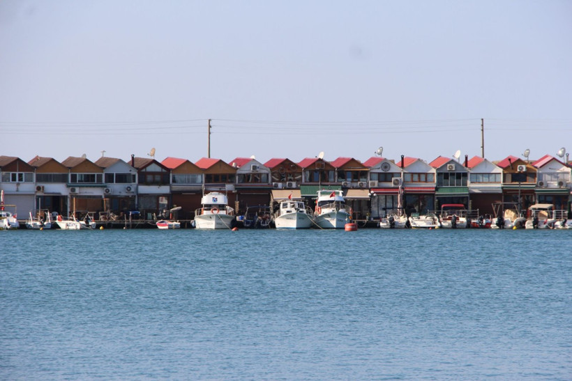 Limandaki villalar: Tapusu yok ama milyonlara satılıyor - Resim: 2