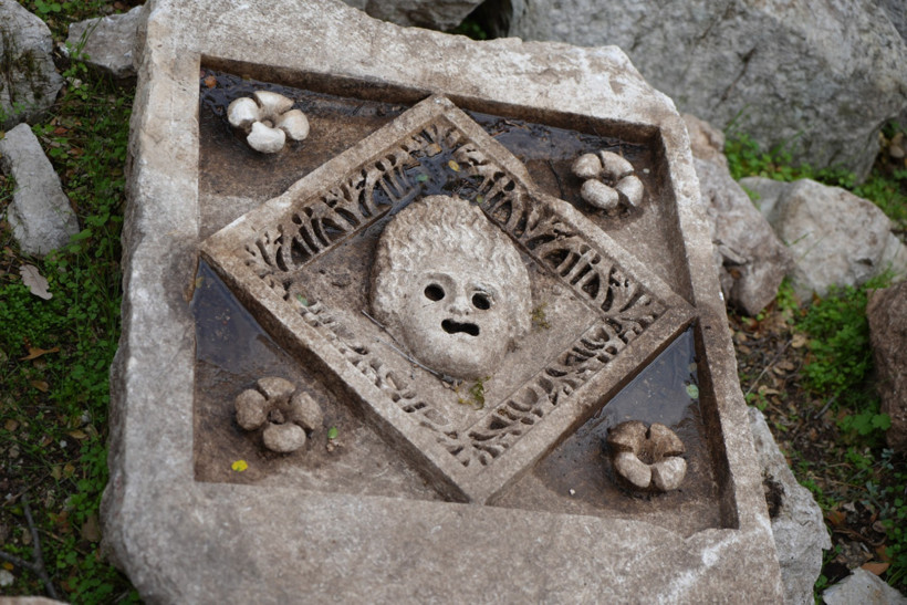 2 bin yıllık dans eden kadınlar kabartması Termessos’ta bulundu - Resim : 3