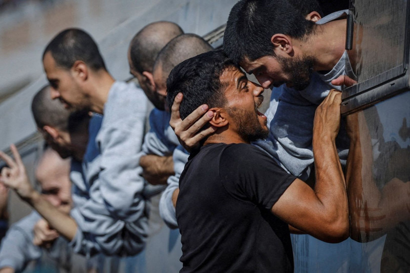 Protestoların, faciaların ve savaşın yılı: Reuters'in kadrajından 2025 - Resim: 15