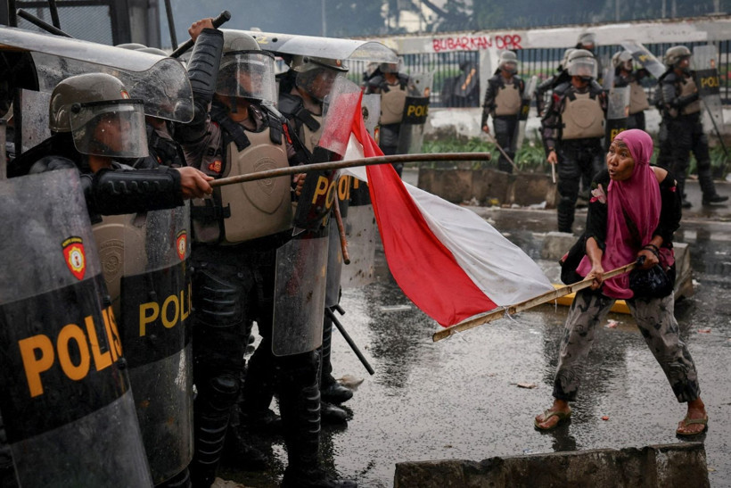 Protestoların, faciaların ve savaşın yılı: Reuters'in kadrajından 2025 - Resim: 24