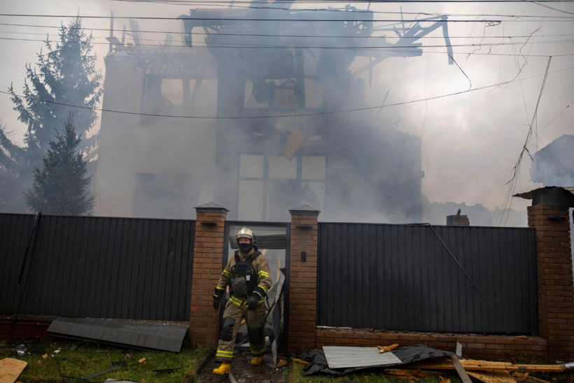 Rusya Kiev'i vurdu: 3 ölü, 29 yaralı - Resim : 1