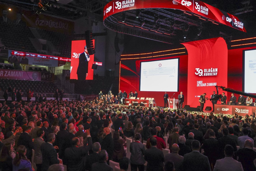 Özgür Özel, 4'üncü kez CHP Genel Başkanı seçildi - Resim : 6