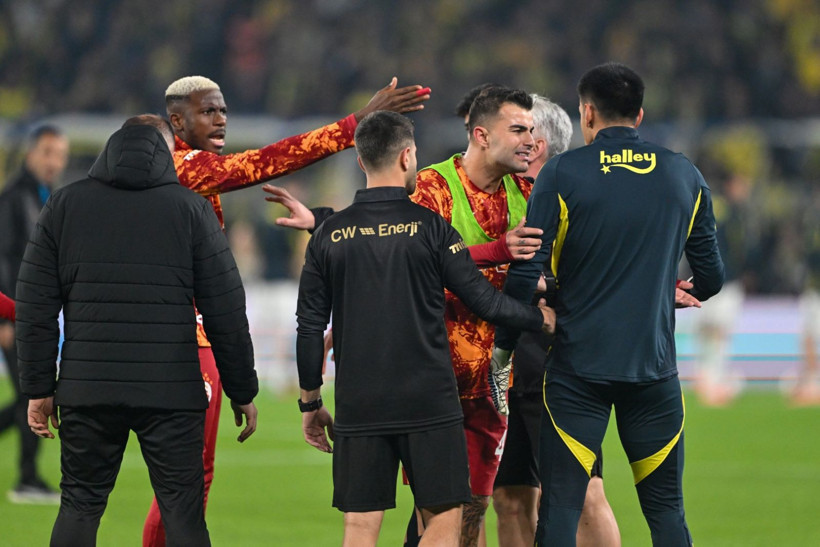 Fenerbahçe–Galatasaray derbisi öncesi şok kavga: Yıldız futbolcular birbirine girdi - Resim: 7