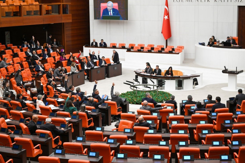 CHP’nin TRT teklifine AKP ve MHP'den ret - Resim : 6