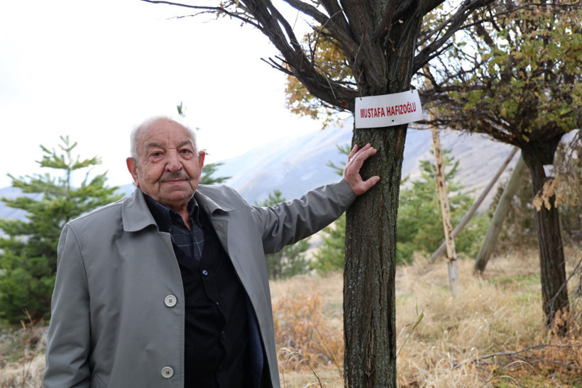 Yıllar önce gölgelenecek ağaç yoktu, şimdi ise ormanlık alana dönüştü - Resim : 2