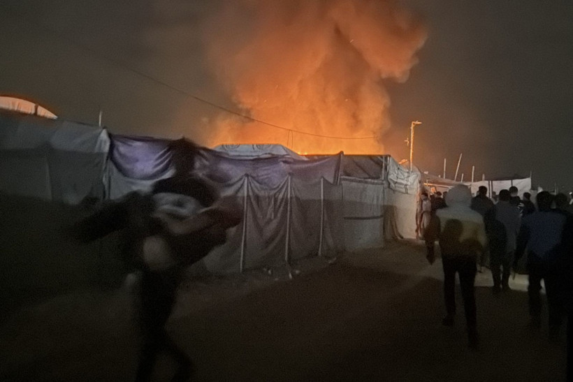 İsrail ateşkese rağmen çadır bombaladı: 2'si çocuk 5 ölü! - Resim: 2