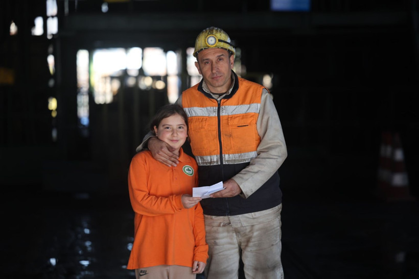 Madenci çocukları babaları için özel mektuplar hazırladı - Resim: 12