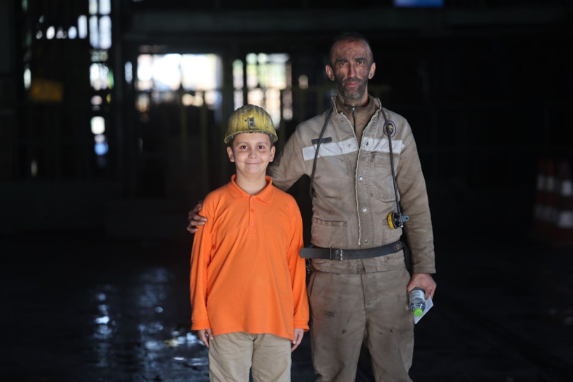 Madenci çocukları babaları için özel mektuplar hazırladı - Resim: 16