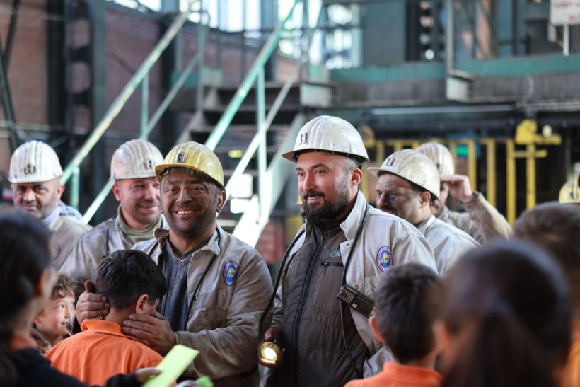 Madenci çocukları babaları için özel mektuplar hazırladı - Resim: 19