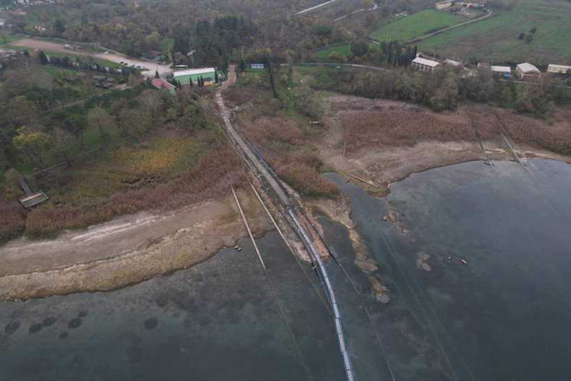 Sapanca Gölü'nde ‘korku filmi’ gibi görüntü: 65 yıldır böyle görülmedi - Resim : 1
