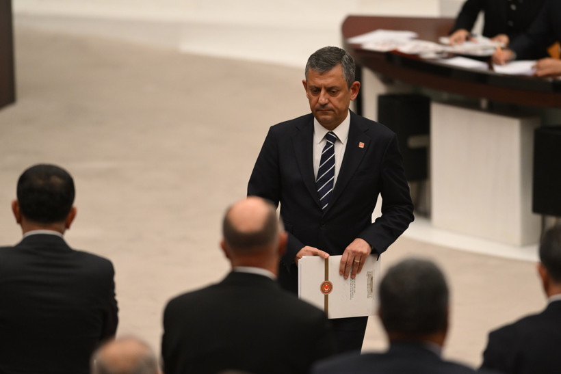 Özgür Özel: Yoksulluğu yönetmeye değil, bitirmeye geliyoruz - Resim : 8