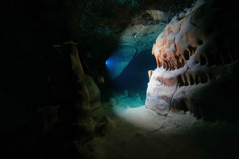 Hatay'da denize daldılar, büyülendiler - Resim: 8